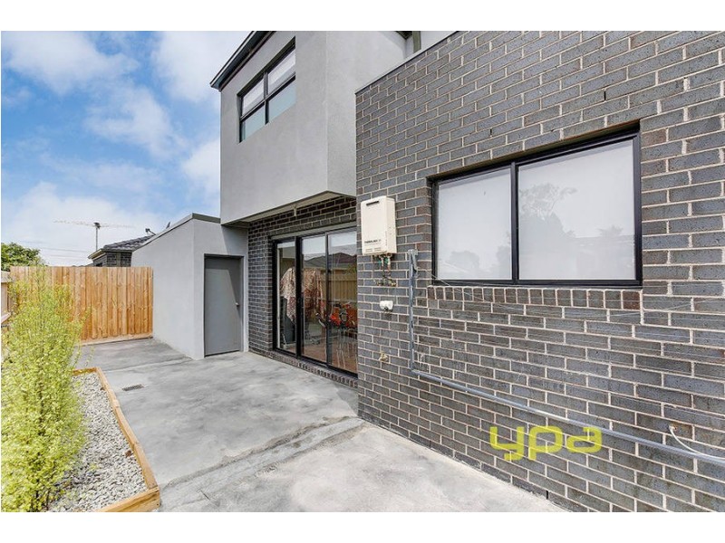 2/56 Lahinch Street, Broadmeadows VIC 3047