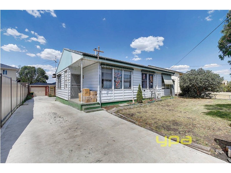 32 Pyalong Crescent, Dallas VIC 3047