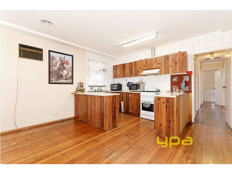 32 Pyalong Crescent, Dallas VIC 3047