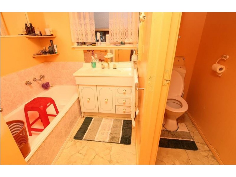 8 Hastings Crescent, Broadmeadows VIC 3047