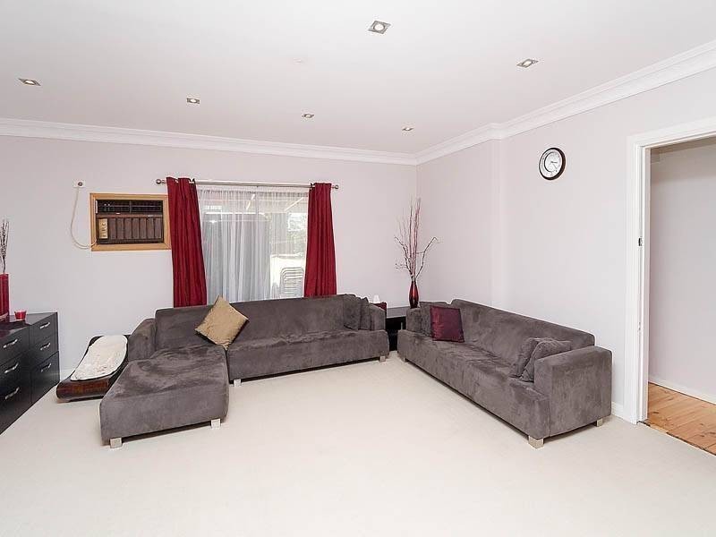 1/104 Middle Street, Hadfield VIC 3046