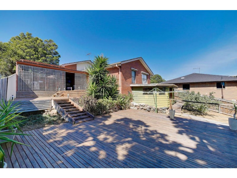 8 Fraser Court, Jacana VIC 3047