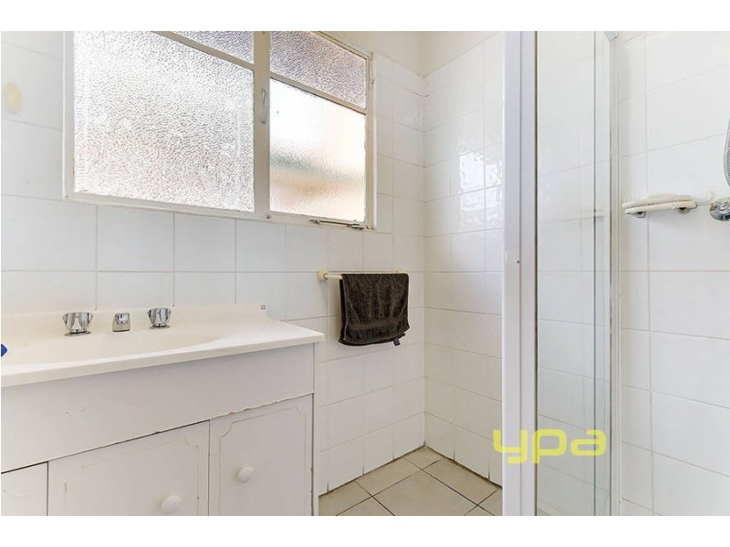 1/123 View Street, Glenroy VIC 3046