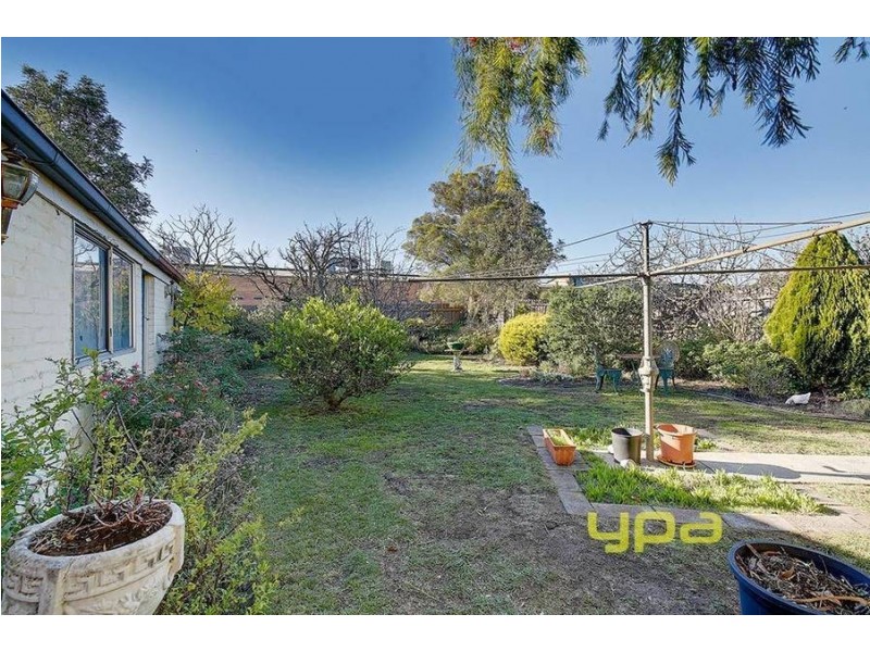 24 Gosford Crescent, Broadmeadows VIC 3047