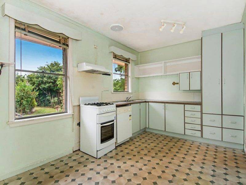 6 Fidge Court, Jacana VIC 3047