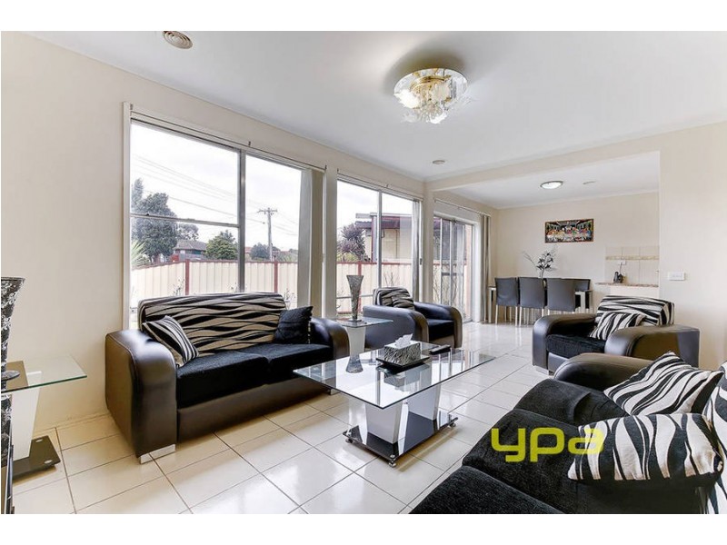 19 Stockdale Avenue, Dallas VIC 3047