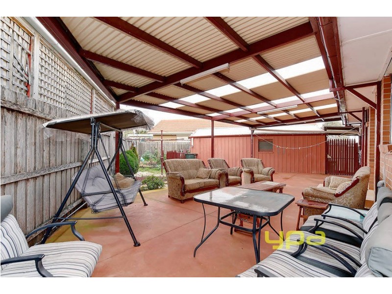 19 Stockdale Avenue, Dallas VIC 3047