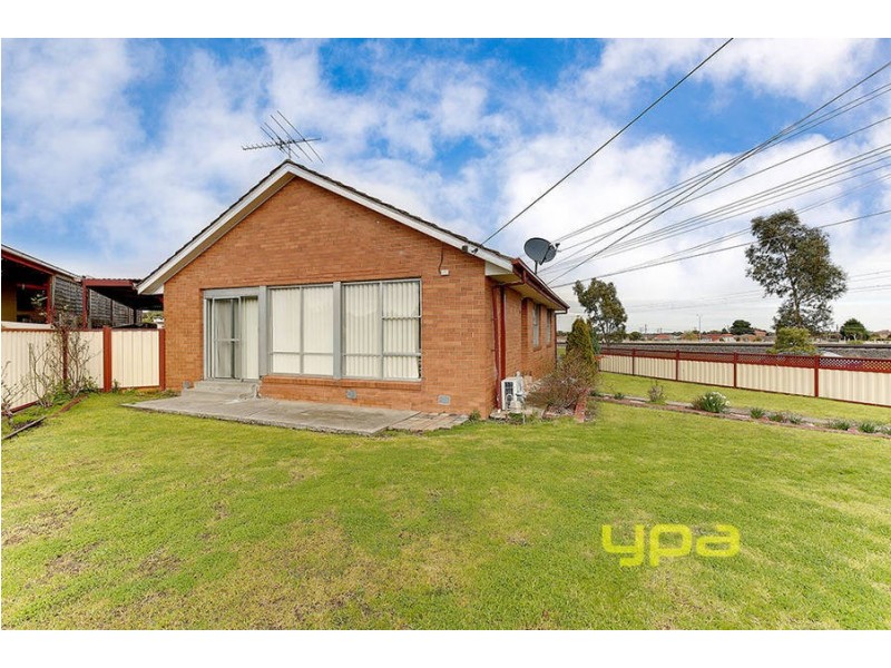 19 Stockdale Avenue, Dallas VIC 3047