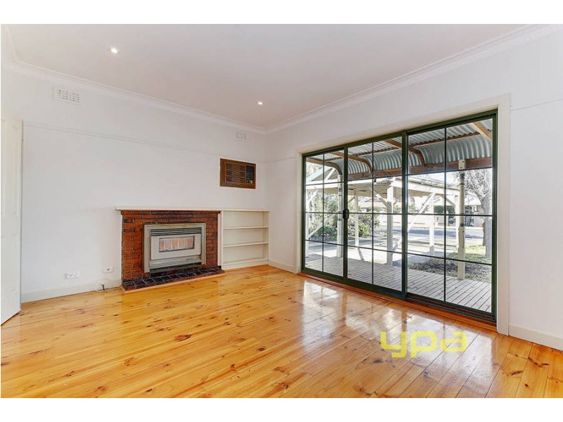22 Watt Avenue, Oak Park VIC 3046