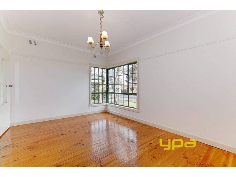 22 Watt Avenue, Oak Park VIC 3046