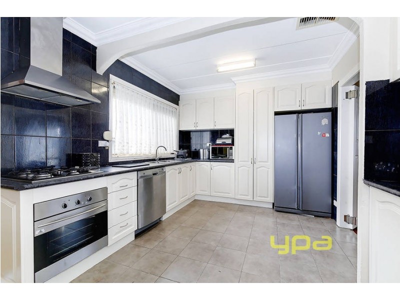 62 DALLAS DRIVE, Dallas VIC 3047