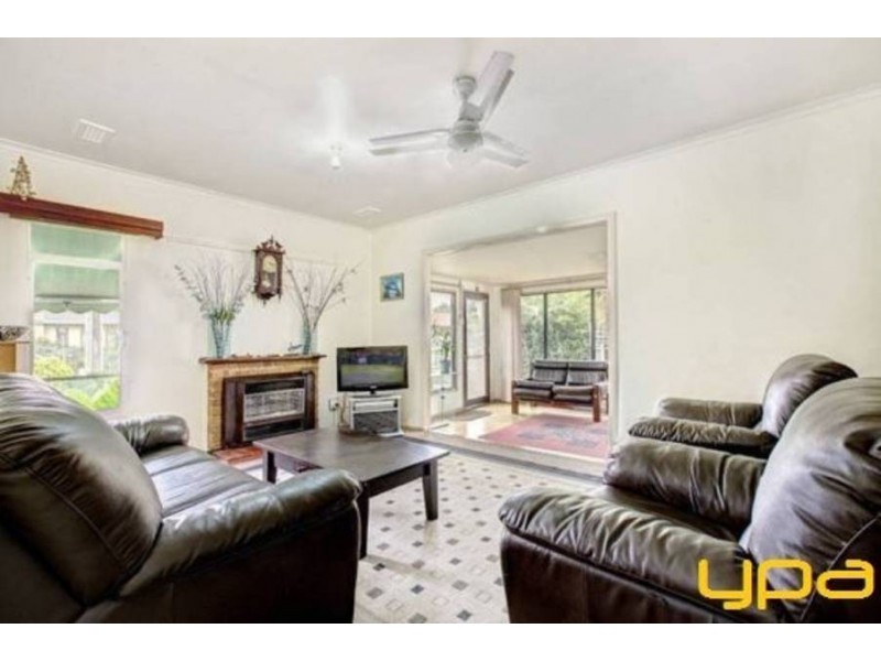 6&8  DUNN STREET, Broadmeadows VIC 3047