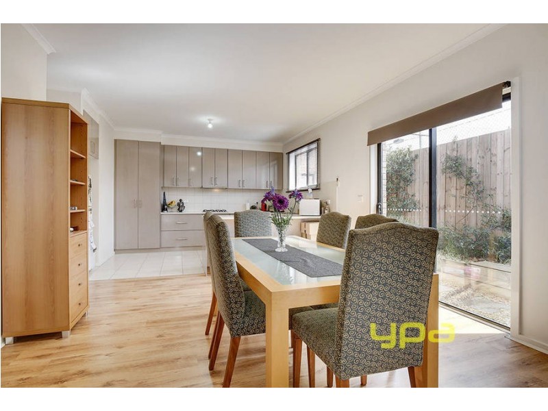 2/104 Middle Street, Hadfield VIC 3046