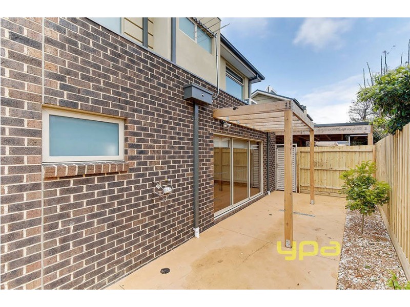 1/15 Gish Court, Hadfield VIC 3046