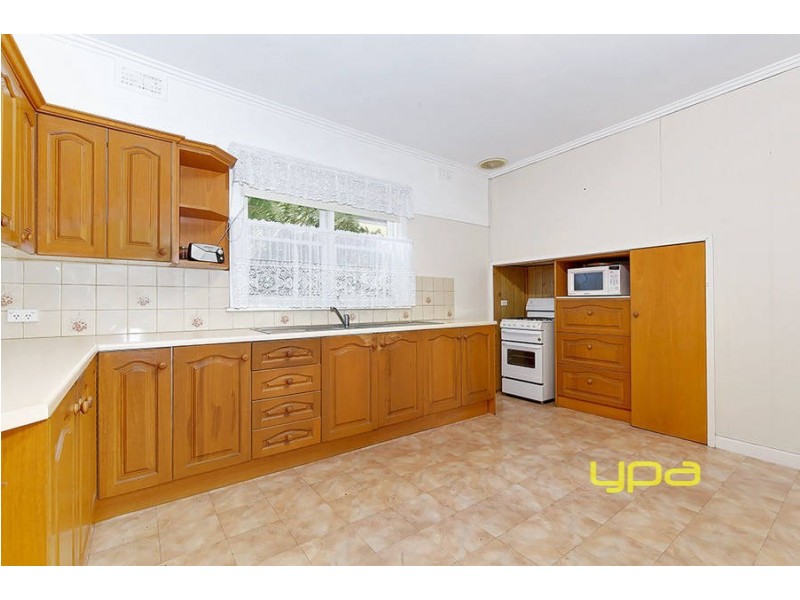 29 New Road, Oak Park VIC 3046