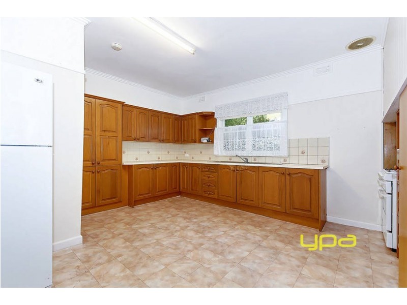 29 New Road, Oak Park VIC 3046