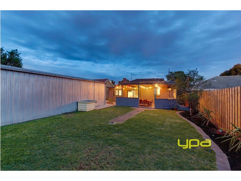 27 Waranga Crescent, Broadmeadows VIC 3047