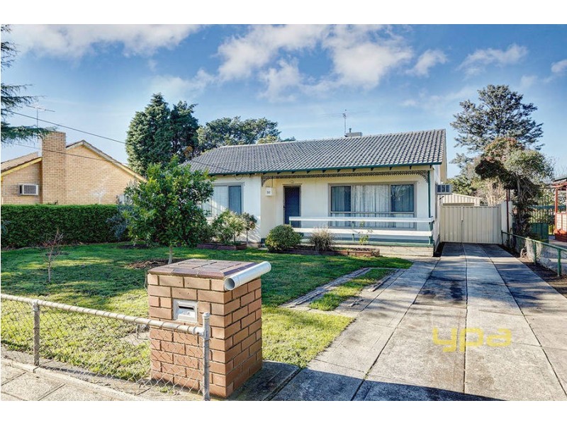 32 Warragul Street, Dallas VIC 3047