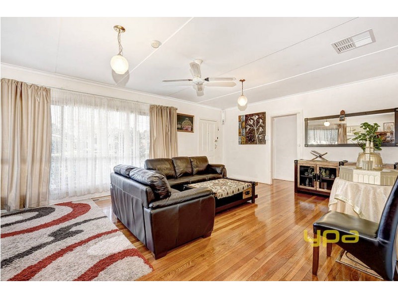 32 Warragul Street, Dallas VIC 3047