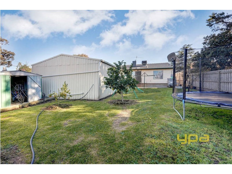 32 Warragul Street, Dallas VIC 3047