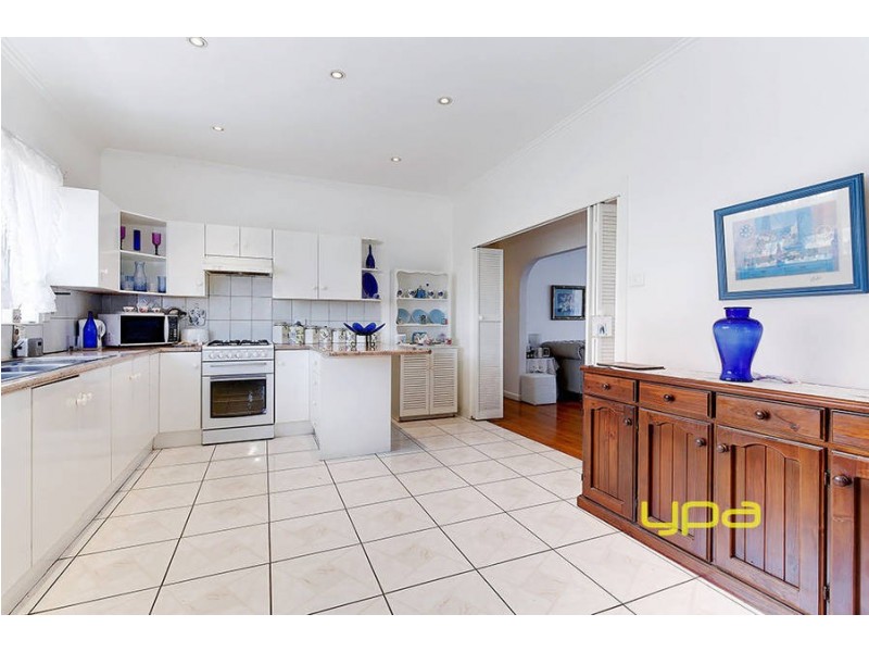128 Cardinal Road, Glenroy VIC 3046