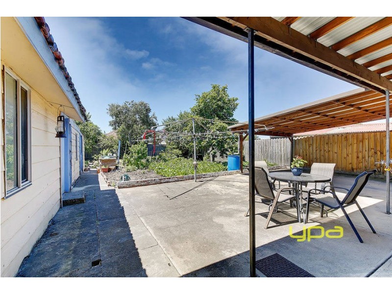 128 Cardinal Road, Glenroy VIC 3046