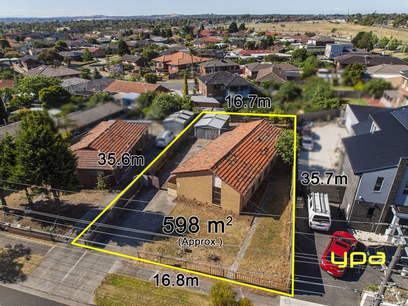 8 Girgarre Street, Broadmeadows VIC 3047