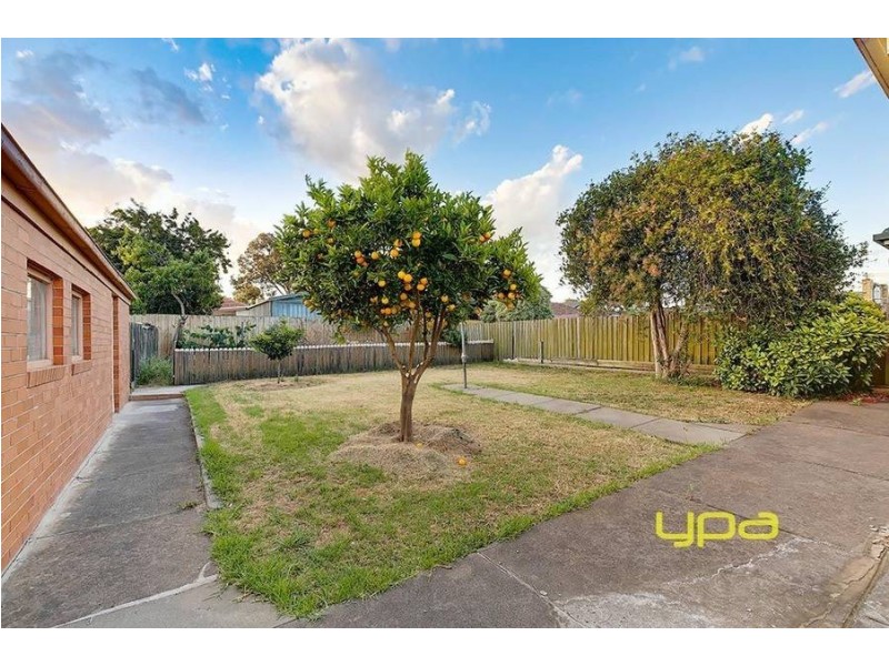 27 Connell Street, Glenroy VIC 3046