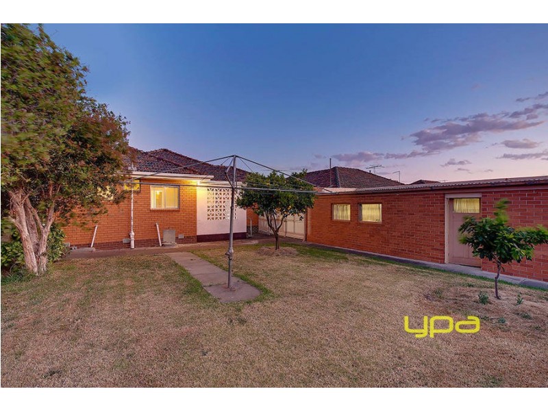 27 Connell Street, Glenroy VIC 3046