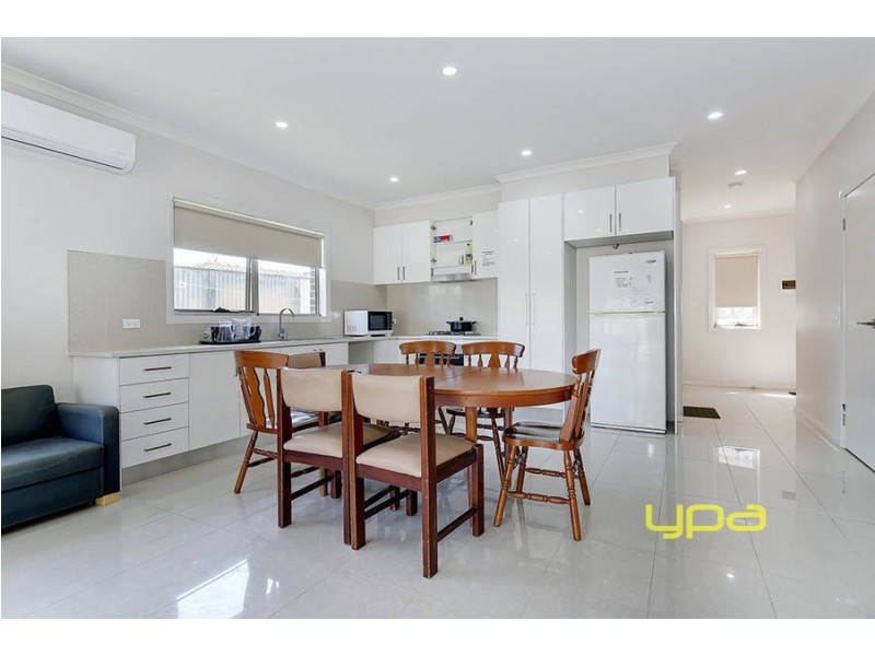 2/23 Holberry Street, Broadmeadows VIC 3047