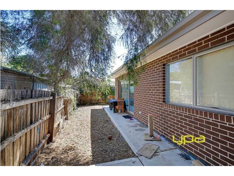 2/23 Holberry Street, Broadmeadows VIC 3047