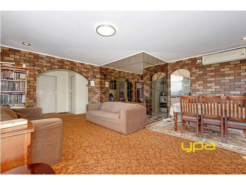 4 Nhill Court, Dallas VIC 3047