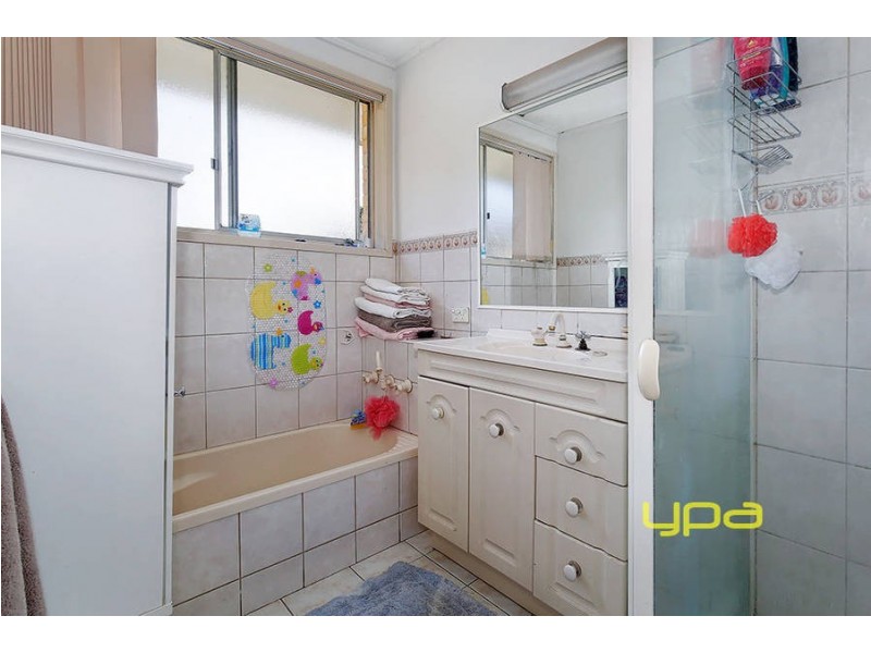 4 Nhill Court, Dallas VIC 3047