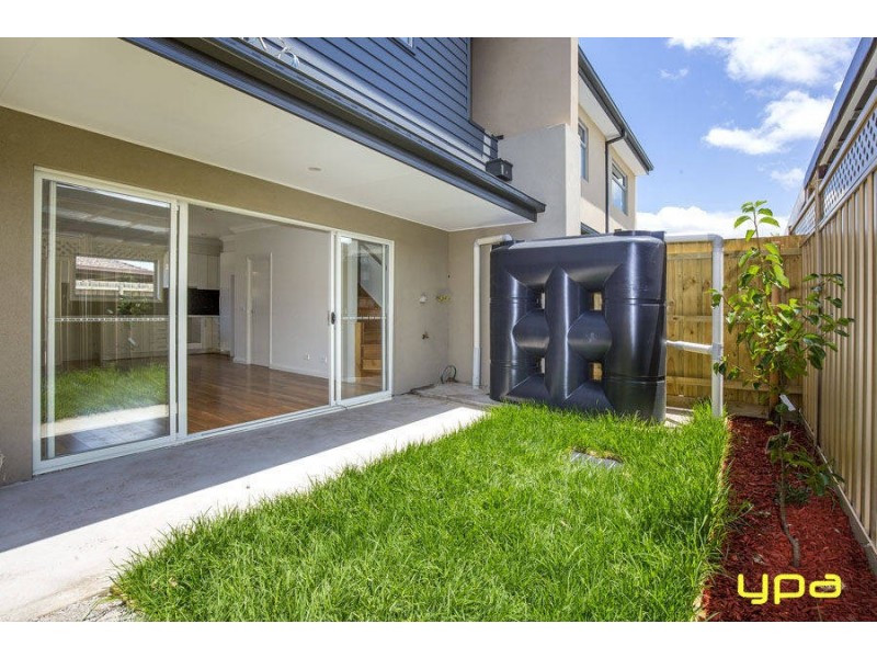 2/29 Hubert Avenue, Glenroy VIC 3046