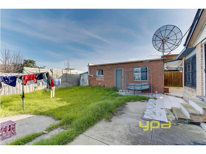 5 Mortlake Avenue, Dallas VIC 3047