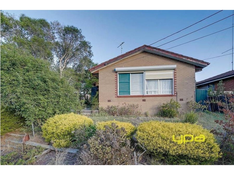 8 Hastings Crescent, Broadmeadows VIC 3047