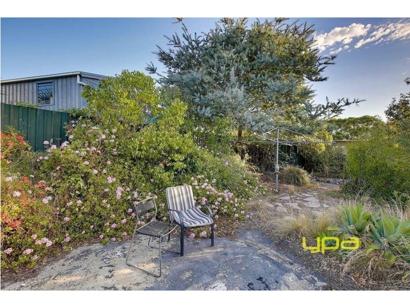 8 Hastings Crescent, Broadmeadows VIC 3047