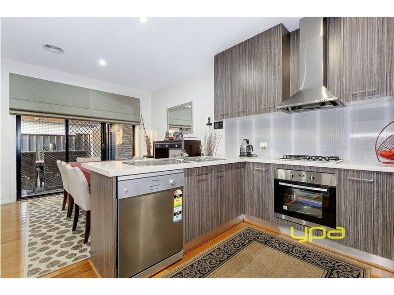 1,2 & 3/54 Pecham Street, Glenroy VIC 3046