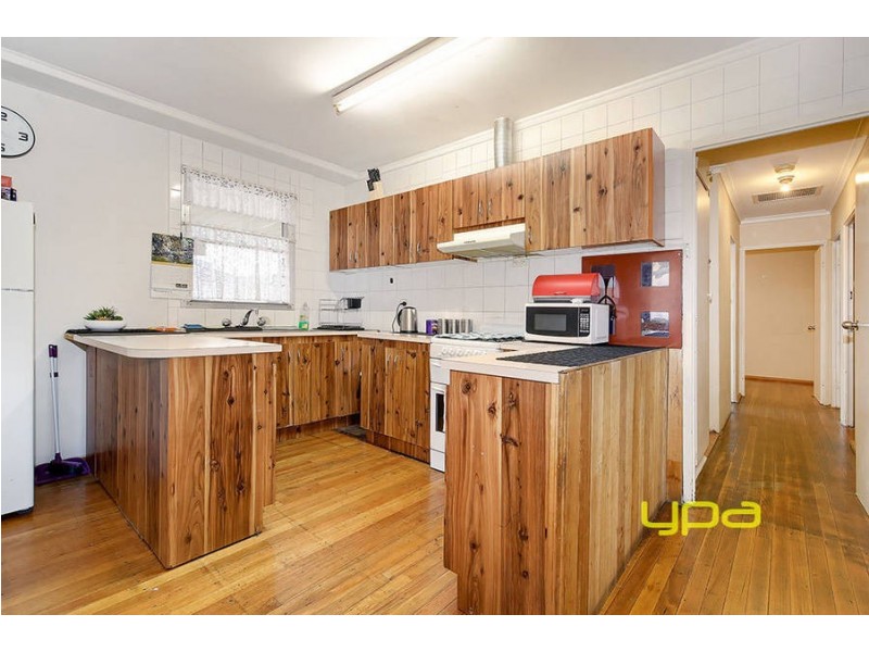 32 Pyalong Crescent, Dallas VIC 3047