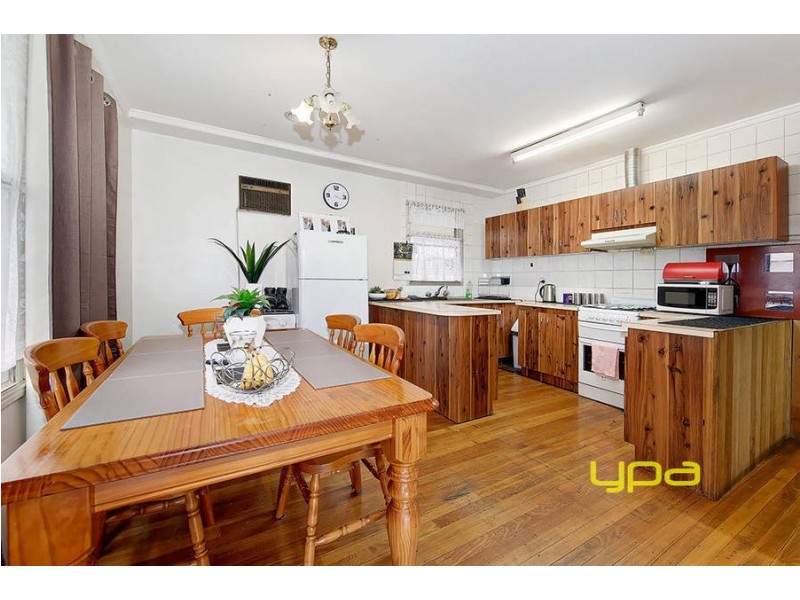 32 Pyalong Crescent, Dallas VIC 3047