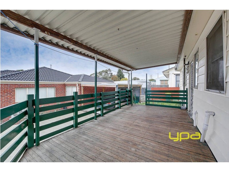 32 Pyalong Crescent, Dallas VIC 3047