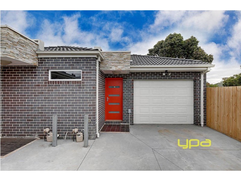 2/10 View Street, Glenroy VIC 3046
