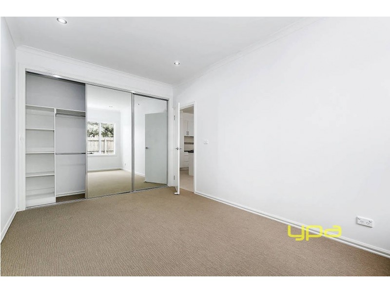2/10 View Street, Glenroy VIC 3046