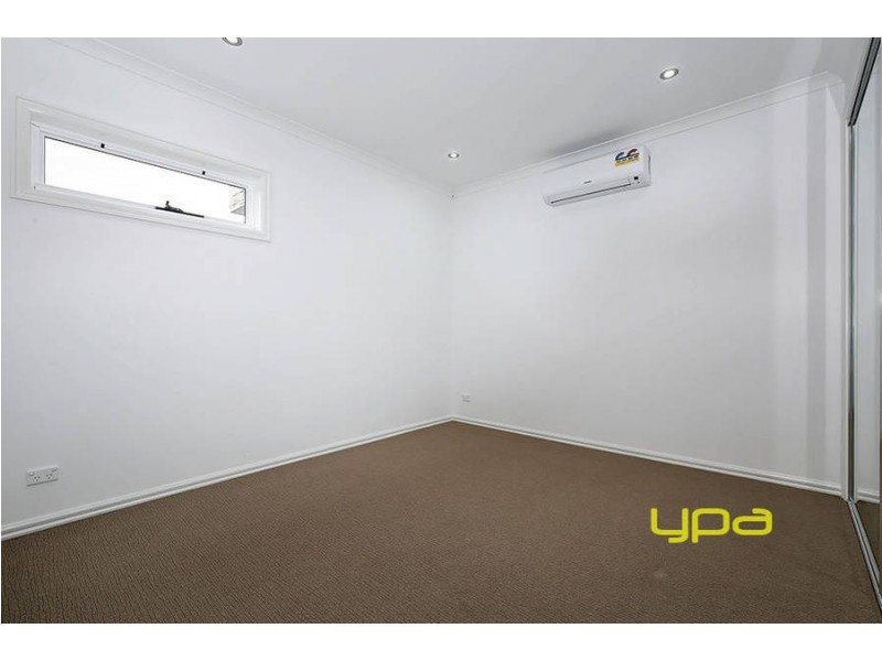 2/10 View Street, Glenroy VIC 3046