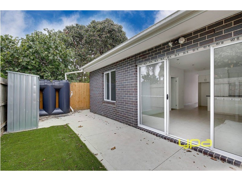 2/10 View Street, Glenroy VIC 3046