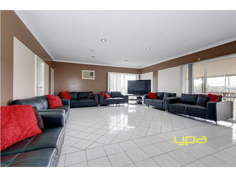 7 Dutton Court, Meadow Heights VIC 3048