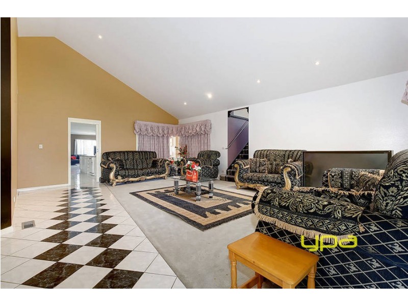 7 Dutton Court, Meadow Heights VIC 3048