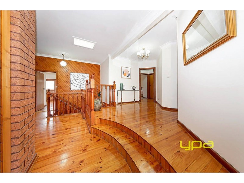 76 OUTLOOK DRIVE, Glenroy VIC 3046