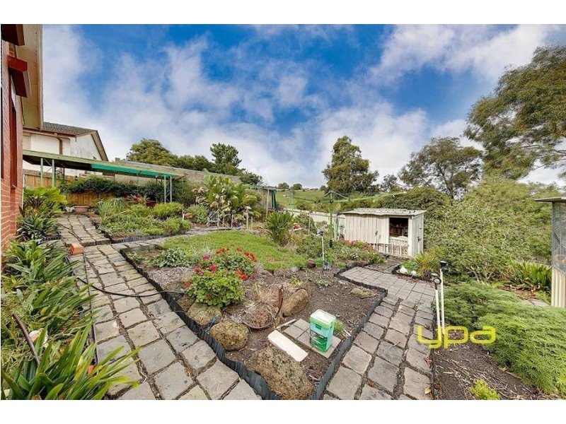 55 Lorraine Crescent, Jacana VIC 3047