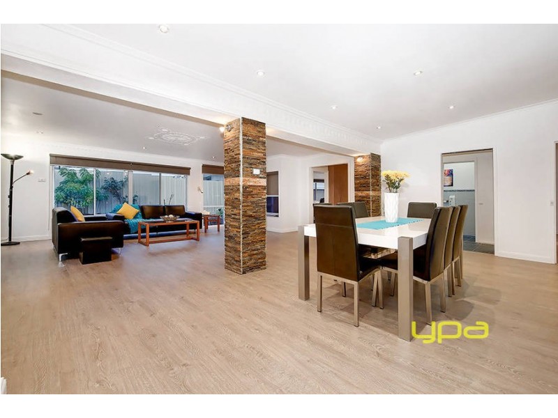 6 Heywood Crescent, Broadmeadows VIC 3047